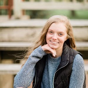 Meet your Posher, Alaina